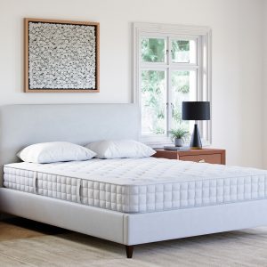 Orthopedic Hand-Tufted Memory Foam & Innerspring Hybrid Mattress – White